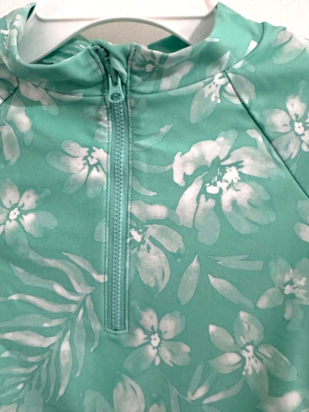 OshKosh Bgosh Girls Floral Long Sleeve One-Piece Swimsuit UPF 50+ Green Size 6/6 - Picture 2 of 7